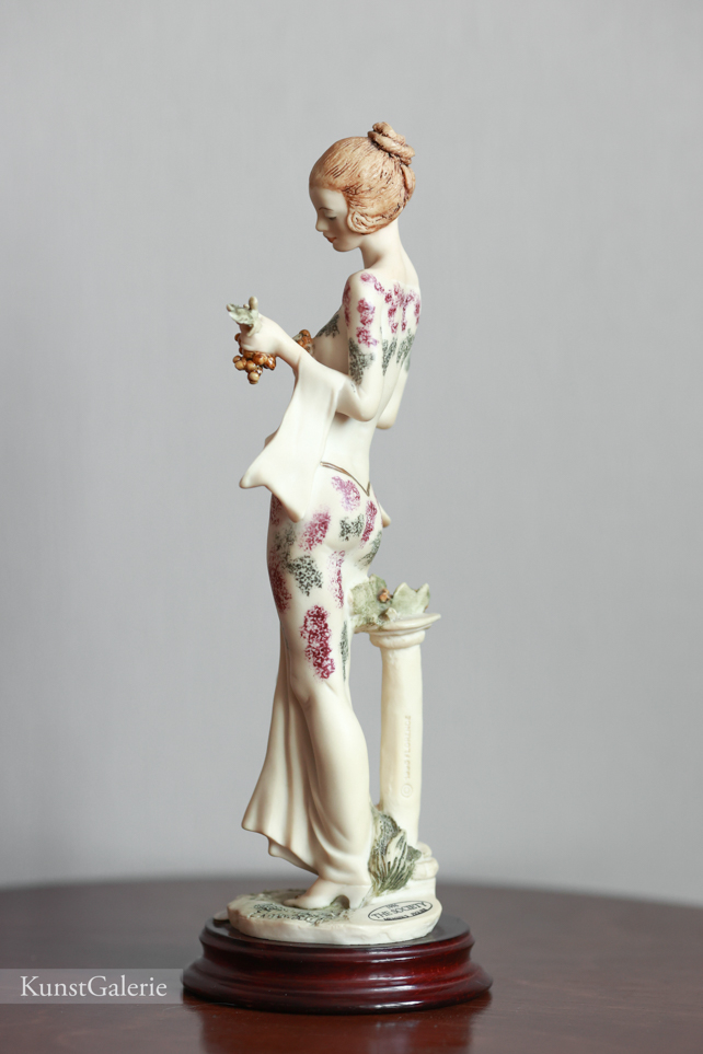 Арианна с виноградом, Giuseppe Armani, Florence, статуэтка