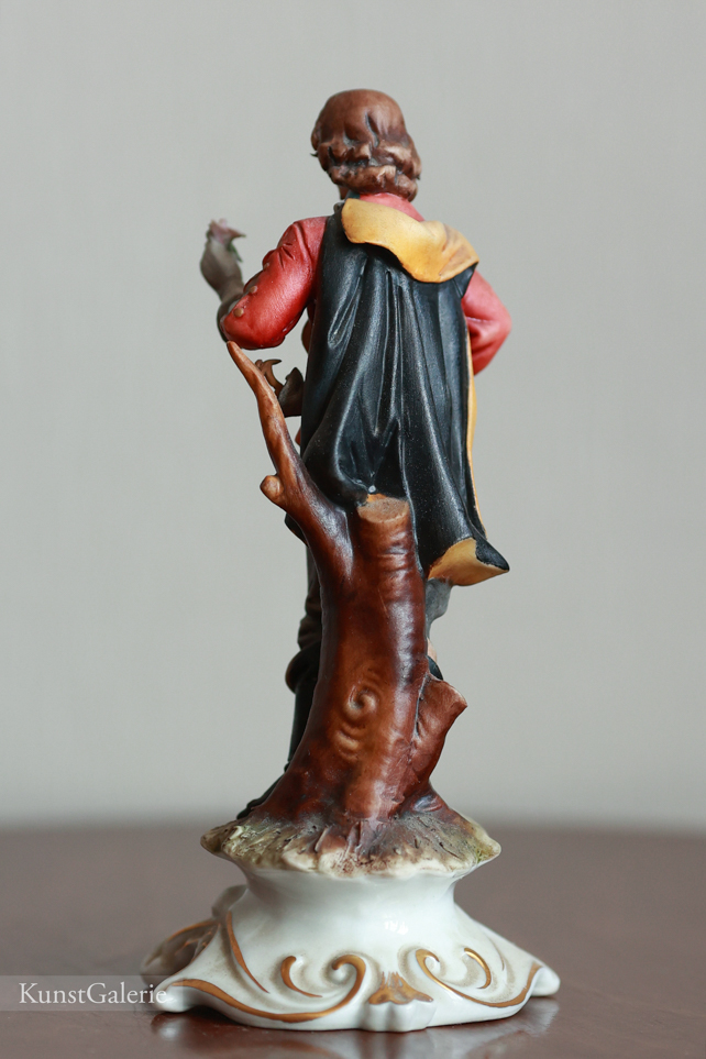 Кавалер с розочкой, Ipa, Capodimonte, статуэтка