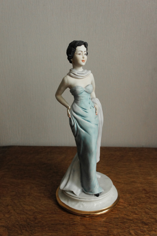 Дама в голубом платье, Meneghetti, Capodimonte, статуэтка