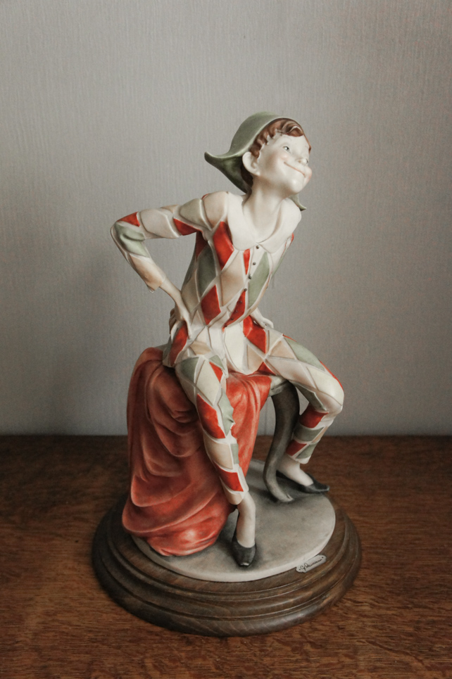 Арлекин на стуле, Giuseppe Armani, статуэтка