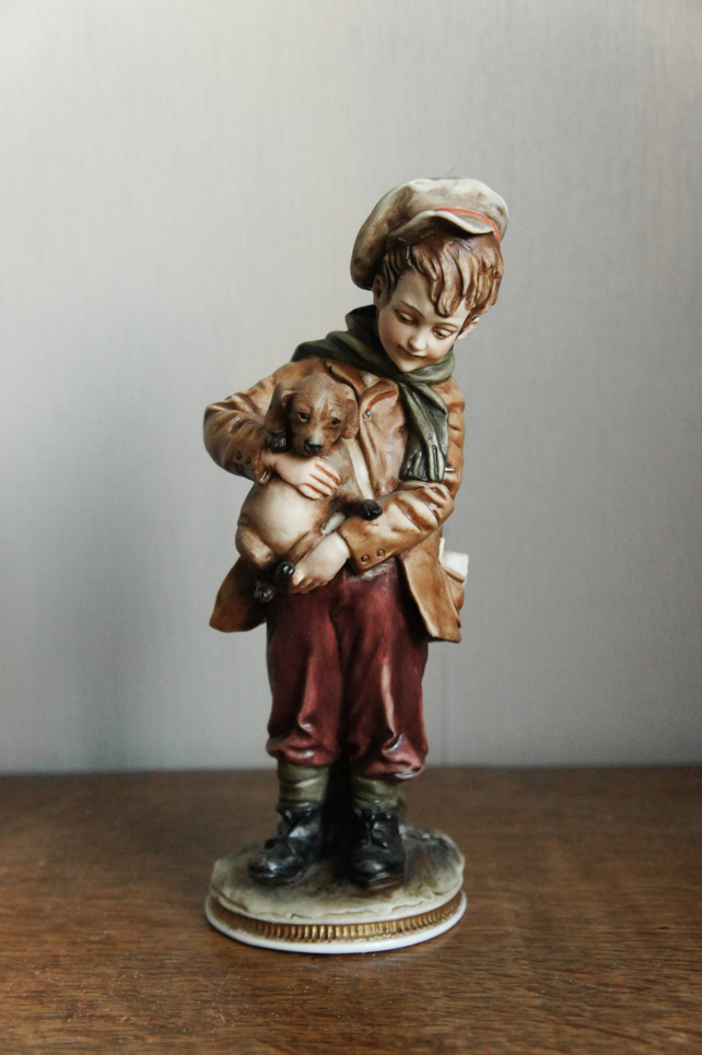 Мальчик с щенком, Bruno Merli, Каподимонте, статуэтка