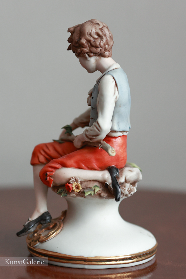 Мальчик с палкой, Luigi Giorgio Benacchio, Capodimonte, статуэтка