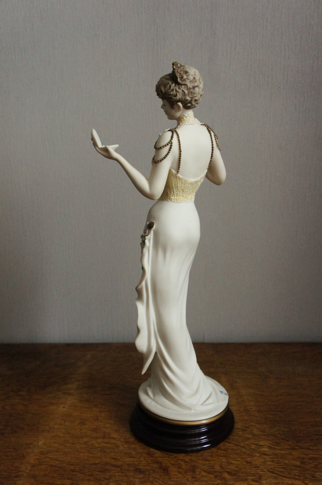 Серена с зеркальцем, Giuseppe Armani, статуэтка