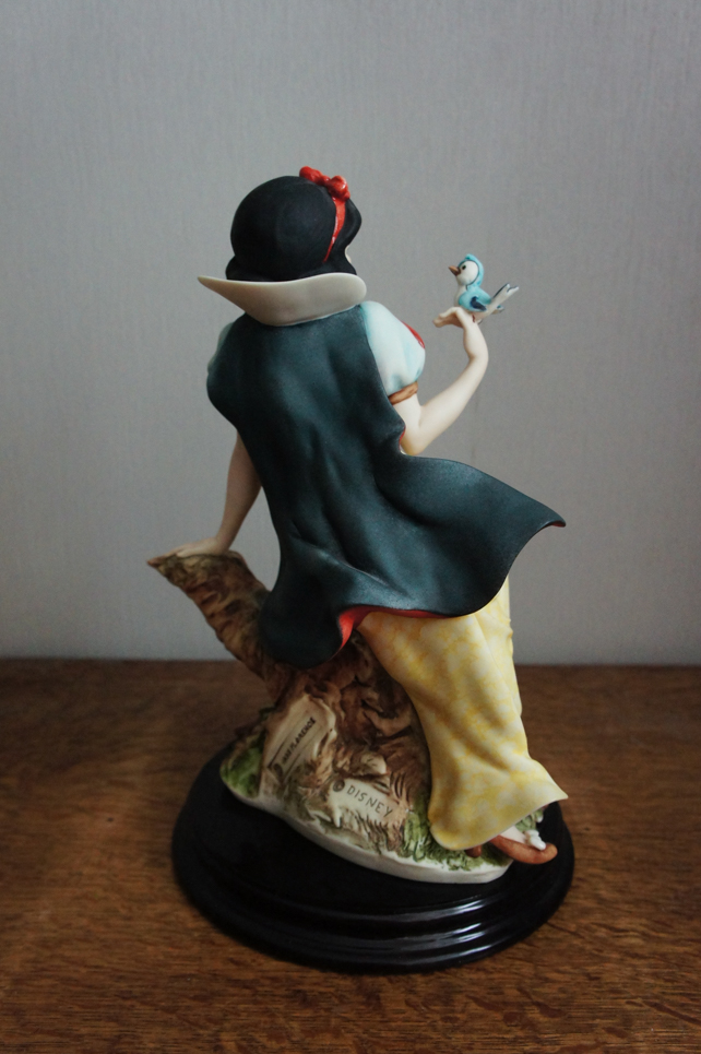 Белоснежка с голубой птичкой, Джузеппе Армани, статуэтка