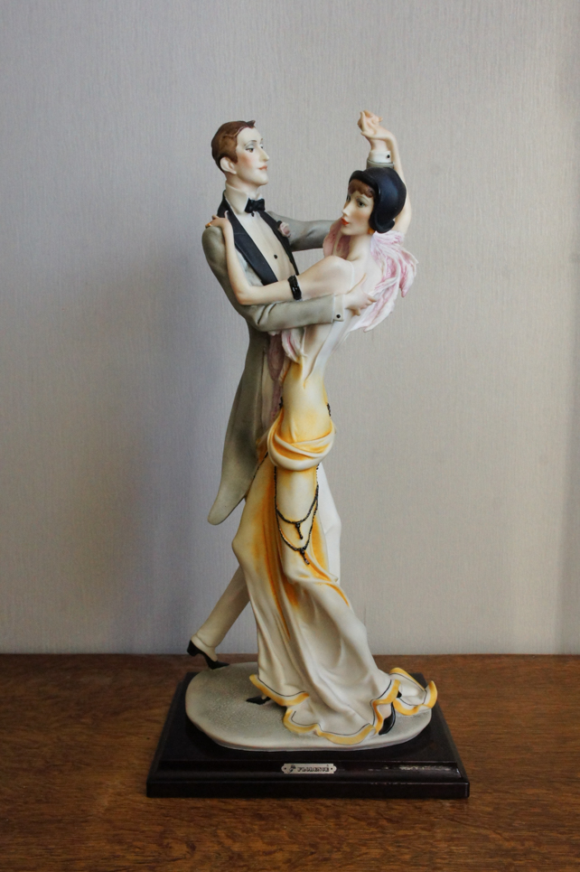 Танцующая пара, Джузеппе Армани, Флоренс, статуэтка