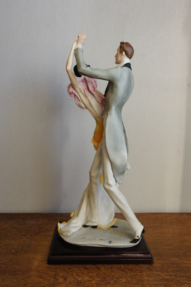 Танцующая пара, Джузеппе Армани, Флоренс, статуэтка
