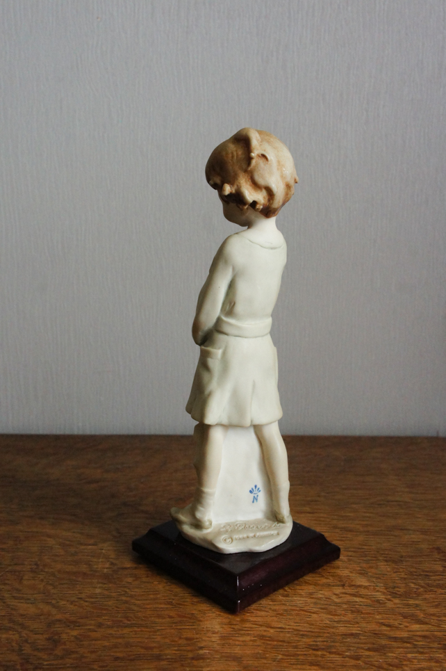 Девочка с портфелем, Giuseppe Armani, Florence, статуэтка