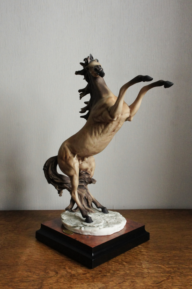 Вздыбленная лошадь, Джузеппе Армани, Флоренс, статуэтка