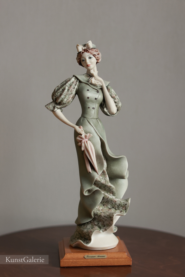 Дама в зеленом с зонтиком, Джузеппе Армани, Флоренс, Каподимонте, статуэтка, KunstGalerie.ru