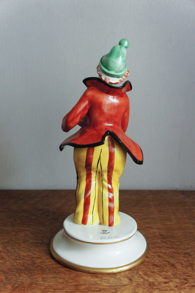 Клоун с гармошкой, Cesare Villari, Каподимонте, статуэтка