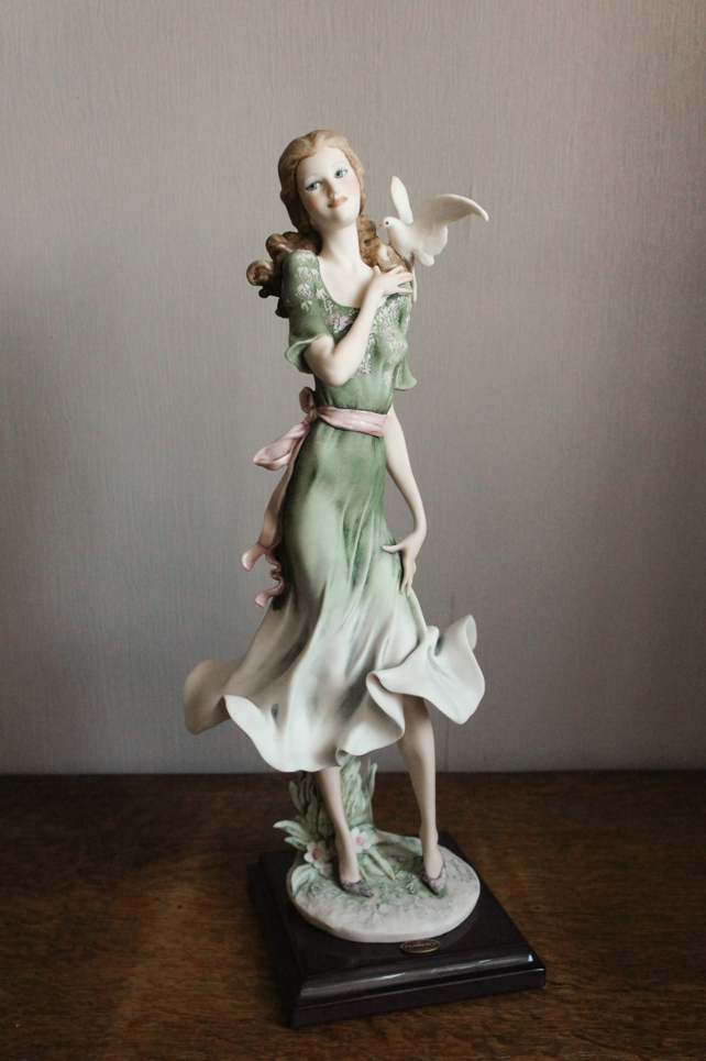 Признаки весны, Giuseppe Armani, Florence, статуэтка