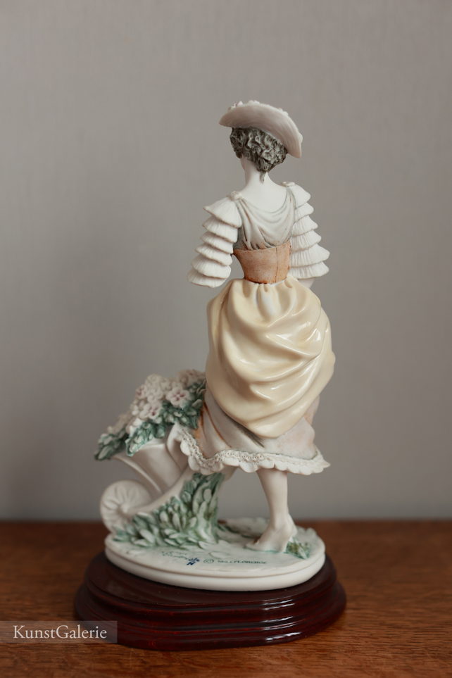 Леди с цветочной тележкой, Giuseppe Armani, статуэтка