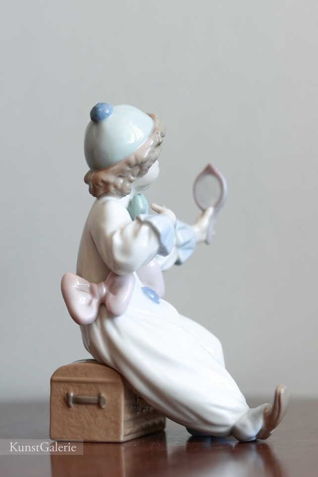 Пьеро с зеркальцем, фарфоровая статуэтка, Lladro