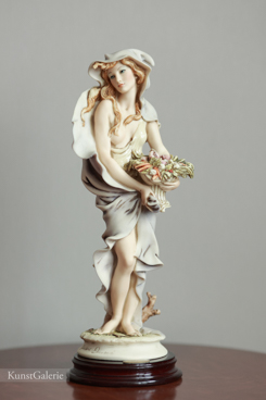 Lady with Cowl, Giuseppe Armani, Florence, Capodimonte, статуэтка, KunstGalerie.ru