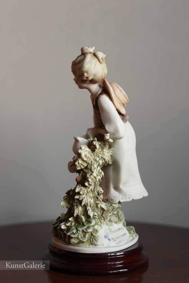 Девочка с лейкой, Giuseppe Armani, Florence, статуэтка