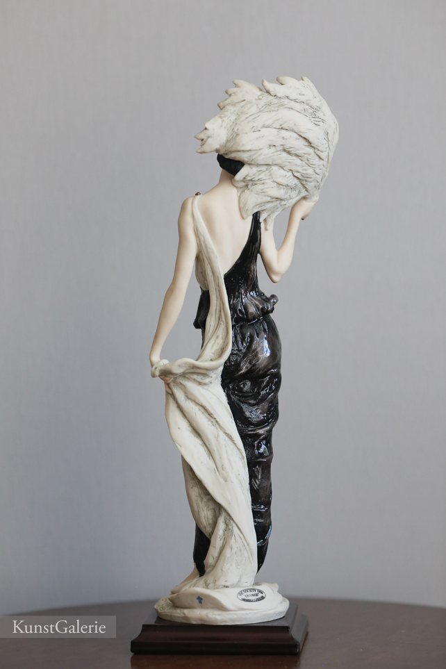 Дезире с опахалом, Giuseppe Armani, Florence, статуэтка