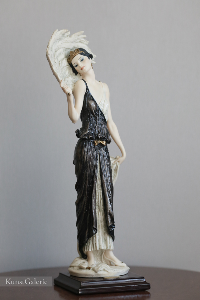 Дезире с опахалом, Giuseppe Armani, Florence, статуэтка