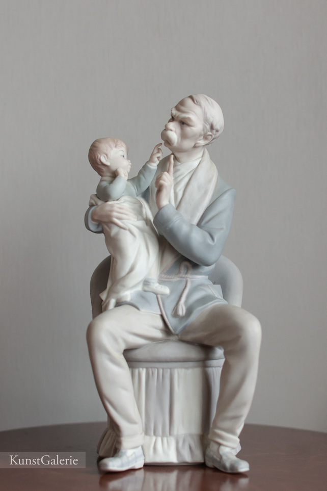 Дедушка с малышом, фарфоровая статуэтка, Льядро