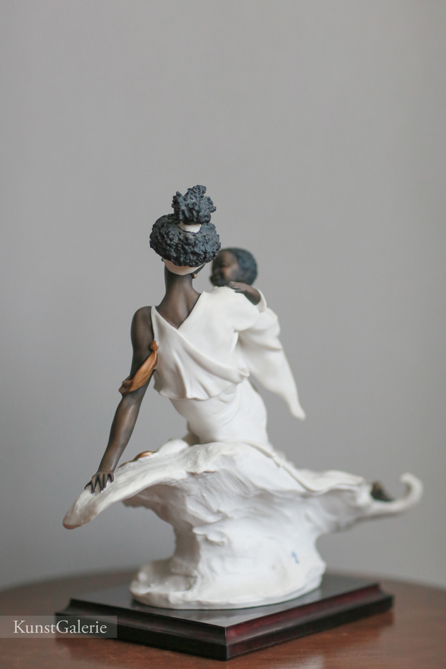 Black Maternity, Giuseppe Armani, Florence, статуэтка