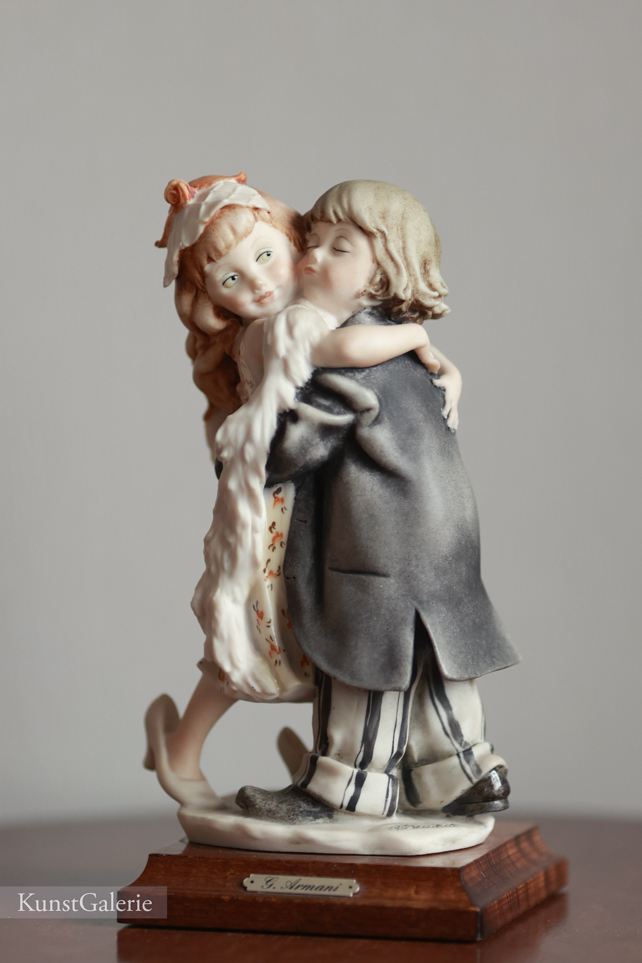 Детишки в обнимку, Джузеппе Армани, Флоренс, статуэтка