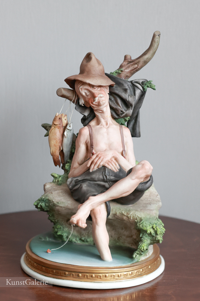 Спящий рыбак, Capodimonte, статуэтка
