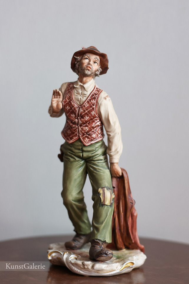 Бродяга в красном жилете, Sandro Maggioni, Capodimonte, статуэтка