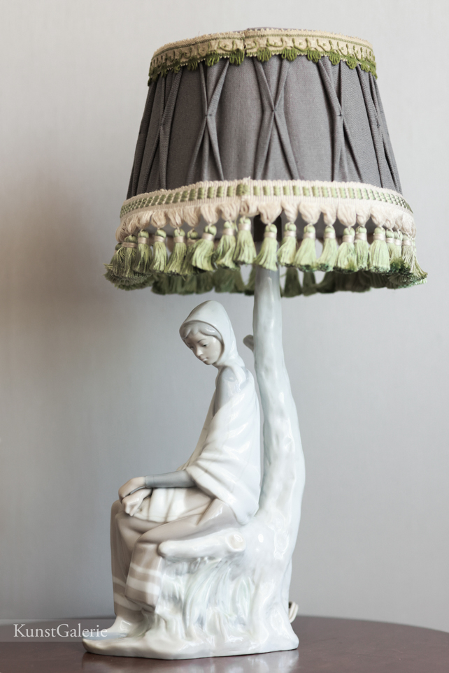 Лампа Пастушка, фарфоровая статуэтка, Lladro