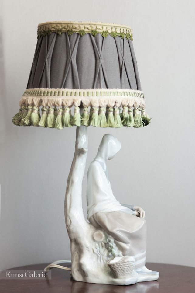 Лампа Пастушка, фарфоровая статуэтка, Lladro
