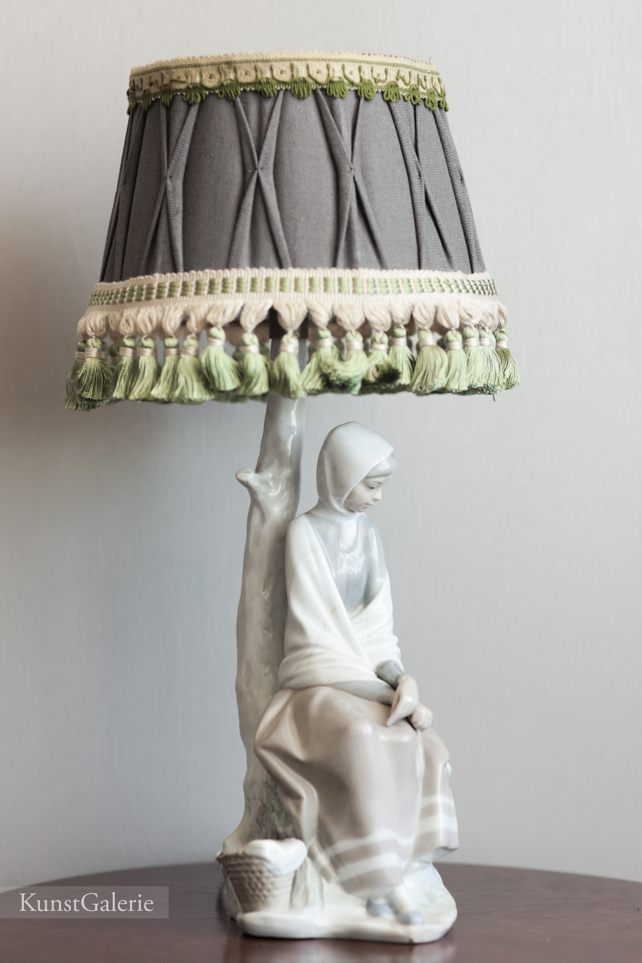 Лампа Пастушка, фарфоровая статуэтка, Lladro