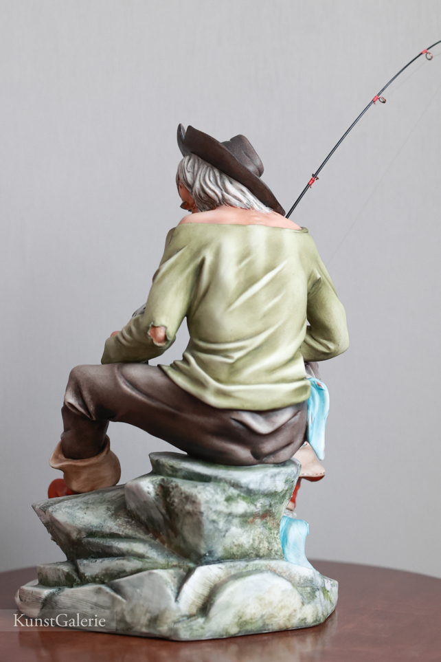 Рыбак с трубкой, Cortese, Capodimonte, статуэтка
