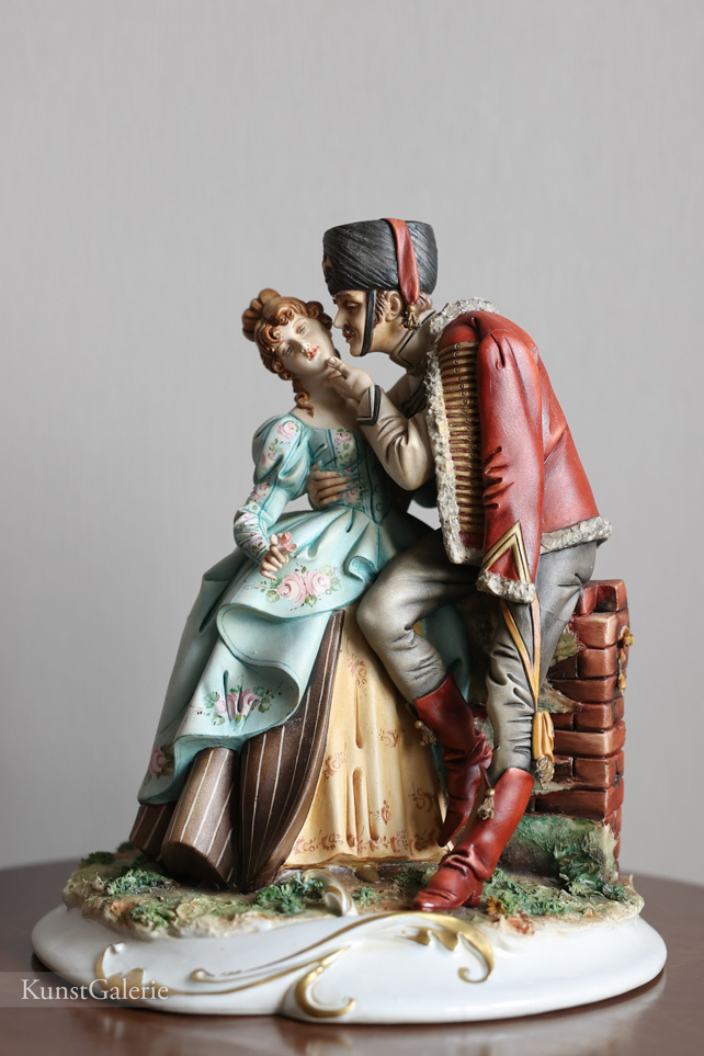Гусар и леди, Ipa, Capodimonte, статуэтка