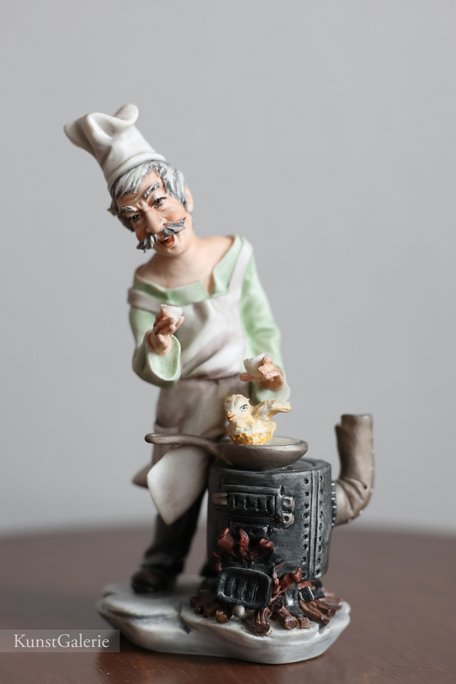 Повар и цыпленок, Capodimonte, статуэтка