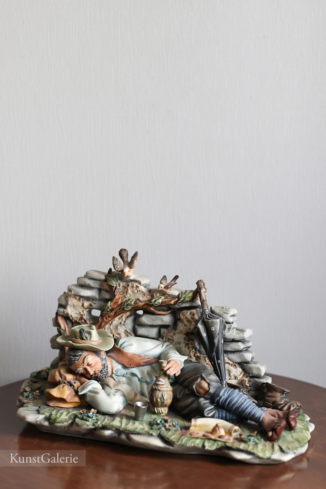 Спящий бродяга, Cortese, Capodimonte, статуэтка