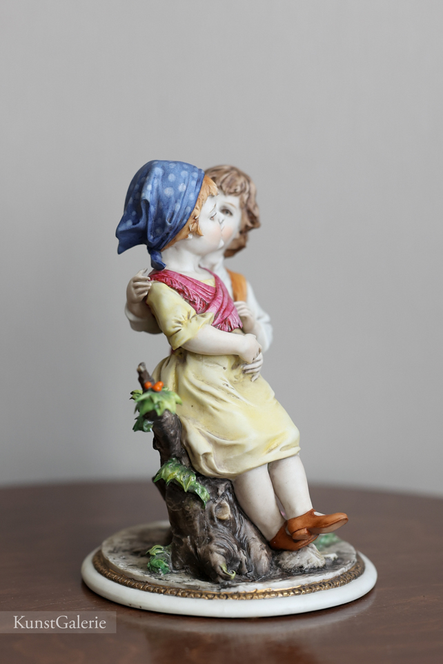 Поцелуй в щечку, Luigi Giorgio Benacchio, Capodimonte, статуэтка